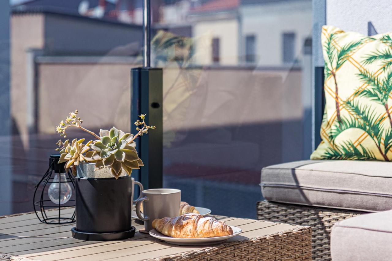 Apartment M****, New City Apartment + Parking Pula Exterior foto
