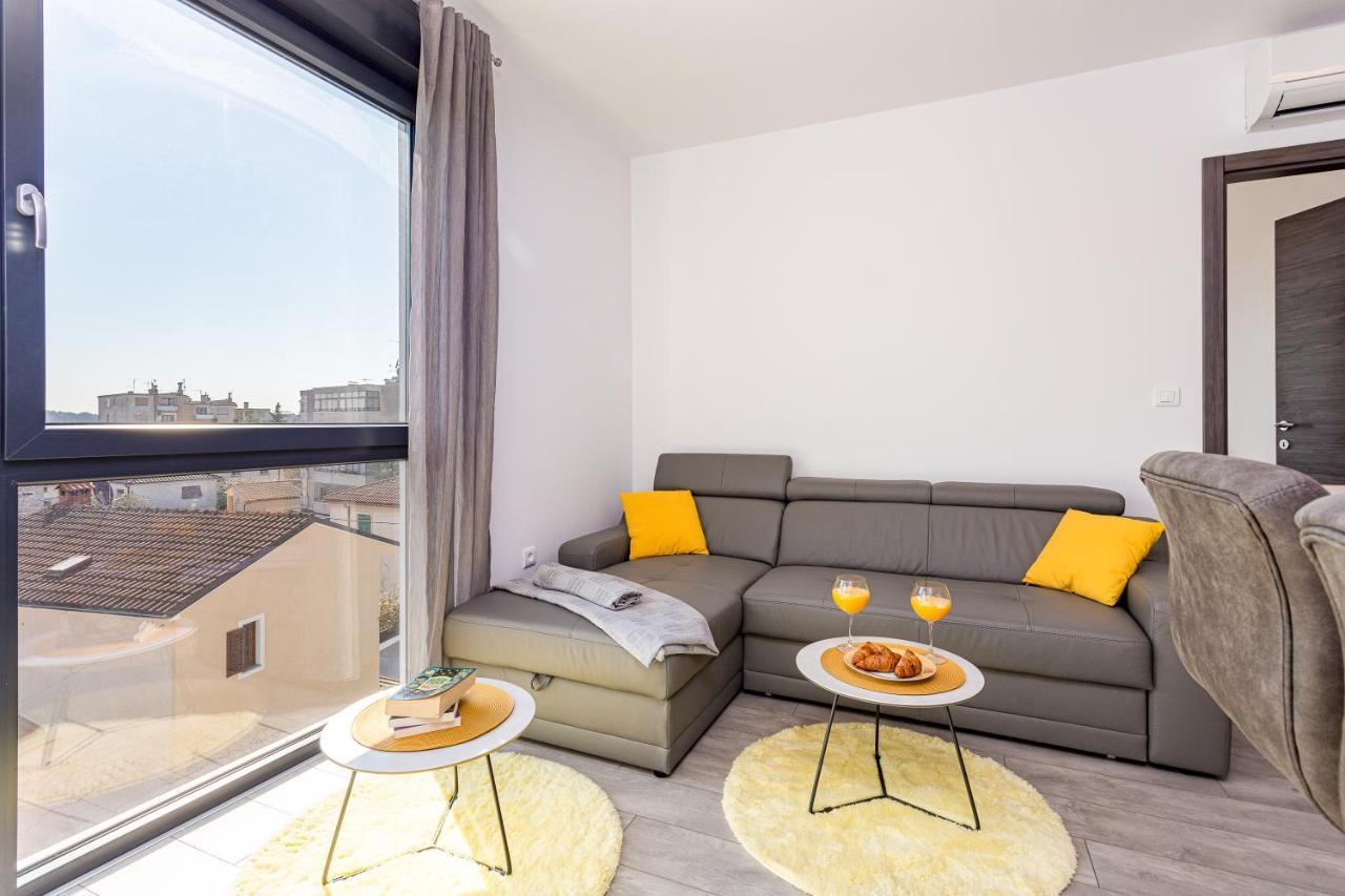 Apartment M****, New City Apartment + Parking Pula Exterior foto